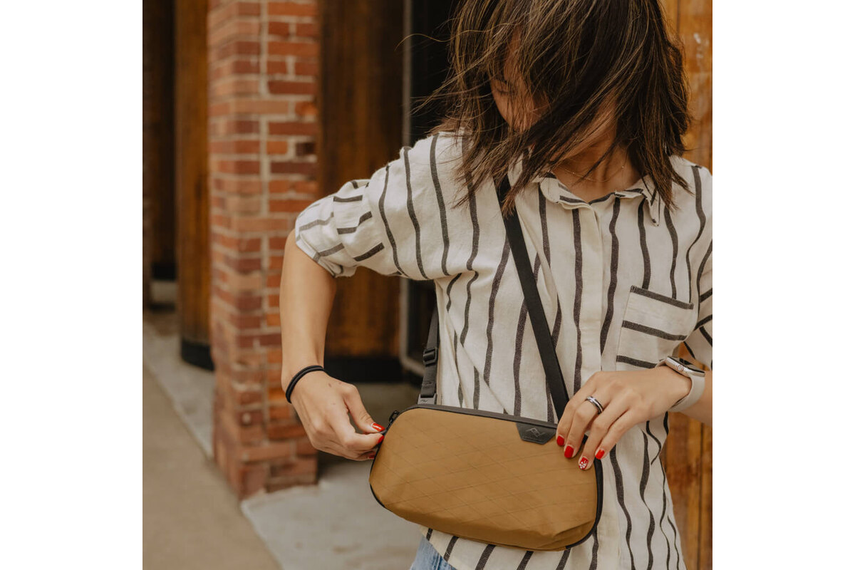 peak design tech pouch review lifestyle